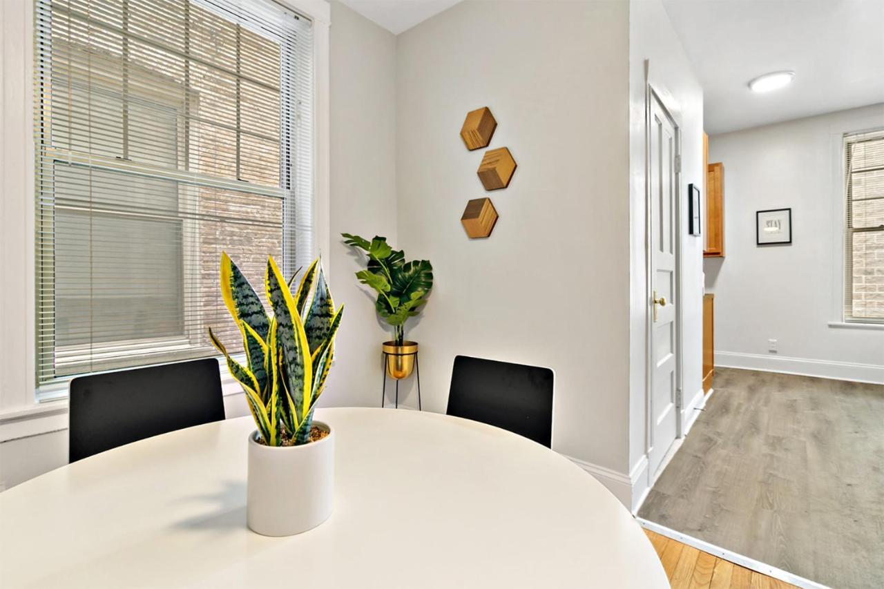 Cool 2Br Apartment Close To Fun City - Grace 2 Чикаго Экстерьер фото